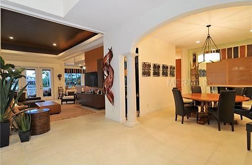 5th image of 799 Tropical Cir