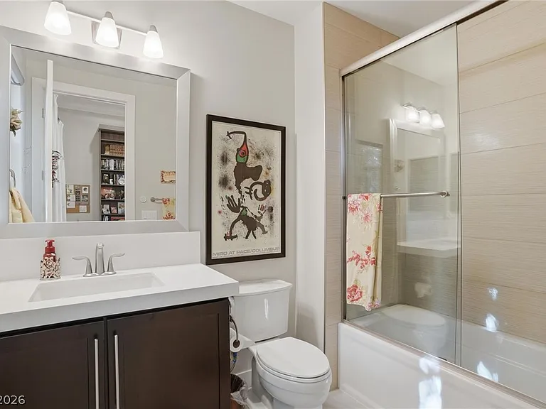 47 Moonfire Dr — Photo 7