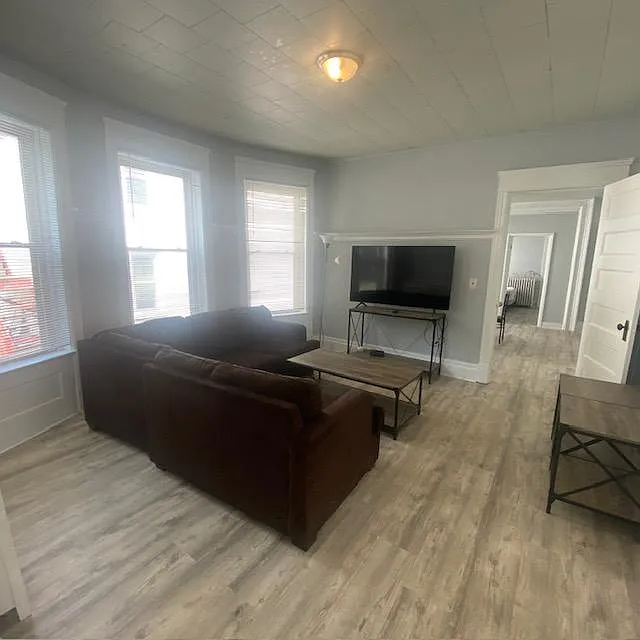 1573 Tibbits Ave — Photo 1