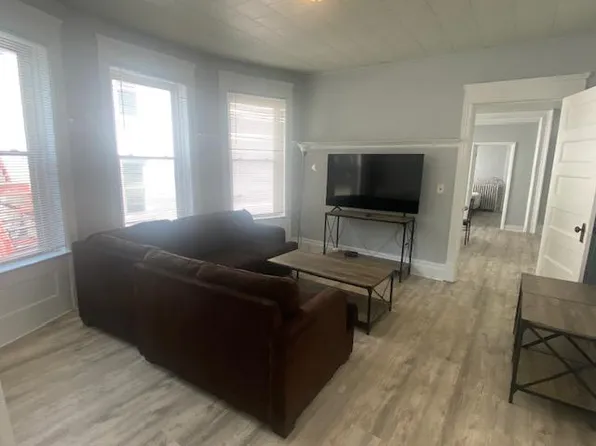 1573 Tibbits Ave, Troy, NY 12180