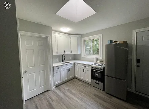 17 Chesapeake Bay Rd #1 Photo 1