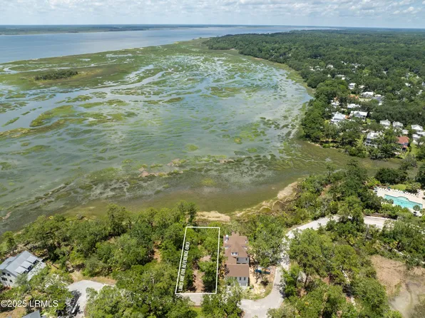74 Old Oyster Factory Rd, Beaufort, SC 29906