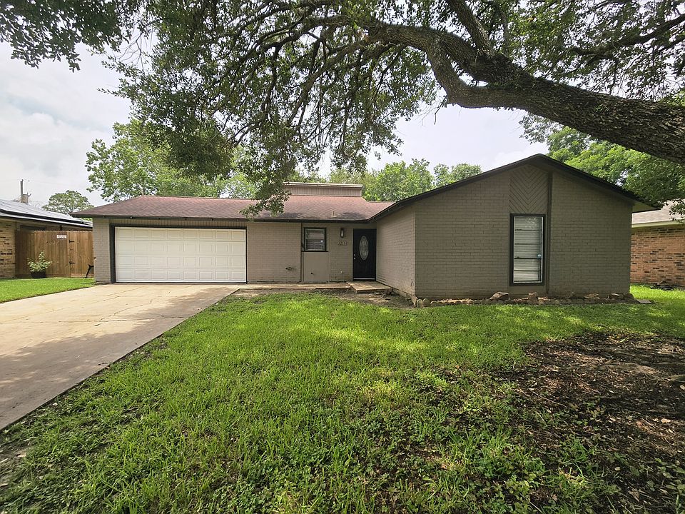 1st image of 2215 Gontier Dr