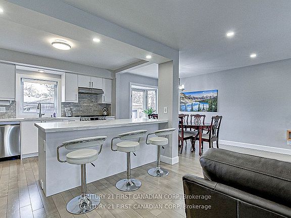 5th image of 1473 Glengarry Ave