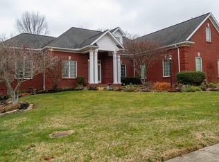 9000 Blackberry Ln, Newburgh, IN 47630