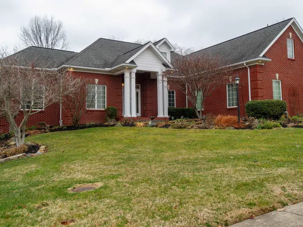 9000 Blackberry Ln, Newburgh, IN 47630