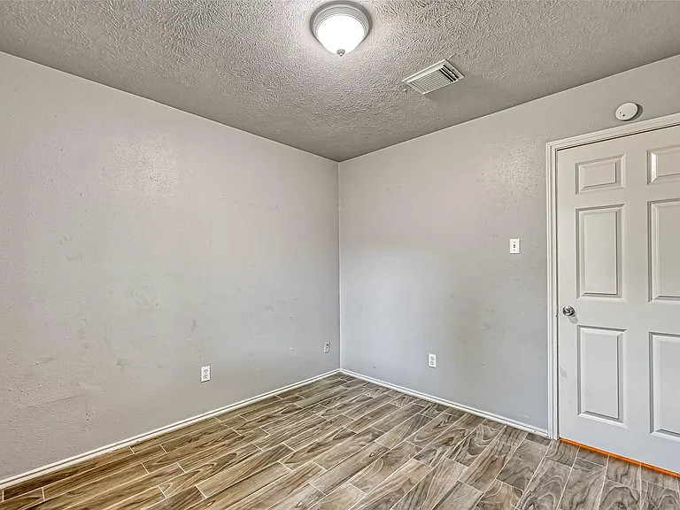 2235 Sentinal Oaks St — Photo 22
