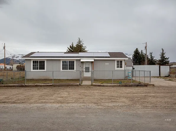 142 2nd St, Wells, NV 89835