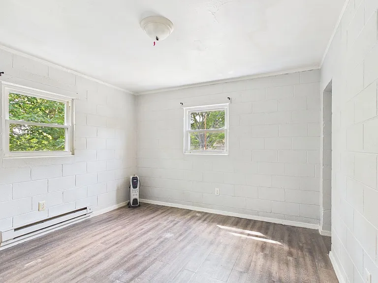 923 N 20th St #D — Photo 9