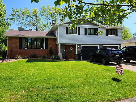 2nd image of 16 Rockford Pl