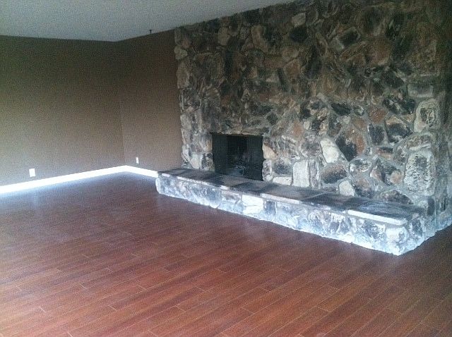 2nd image of 28223 Glenmeade Way