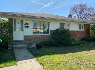 1336 Ralph St, Garden City, MI 48135