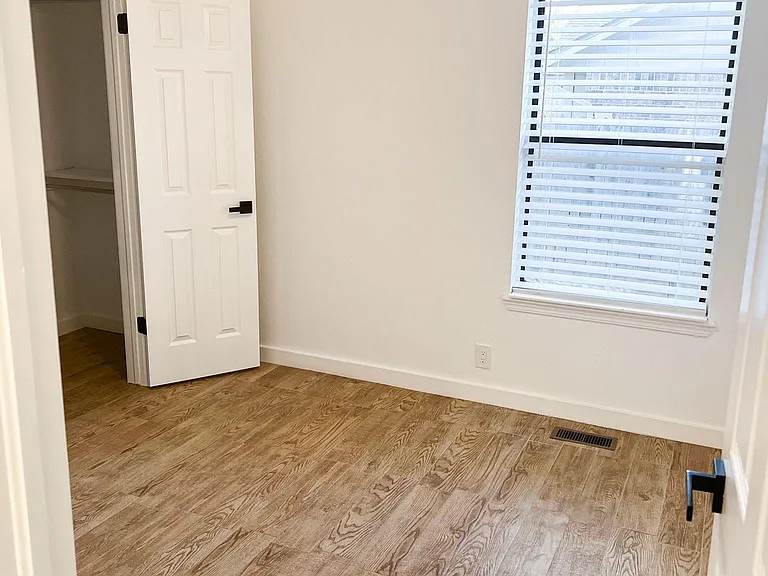 1300 S Gemini Rd — Photo 11