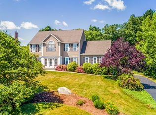 38 Piccadilly Way, Westborough, MA 01581