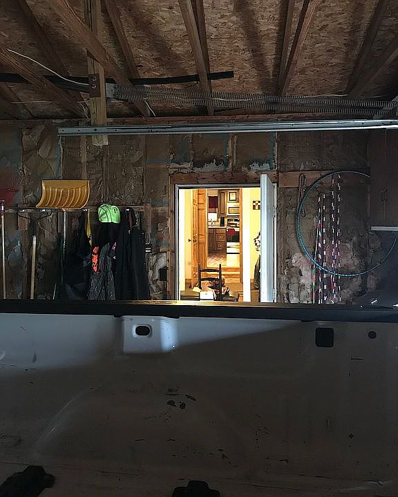 Attached garage handicap acc