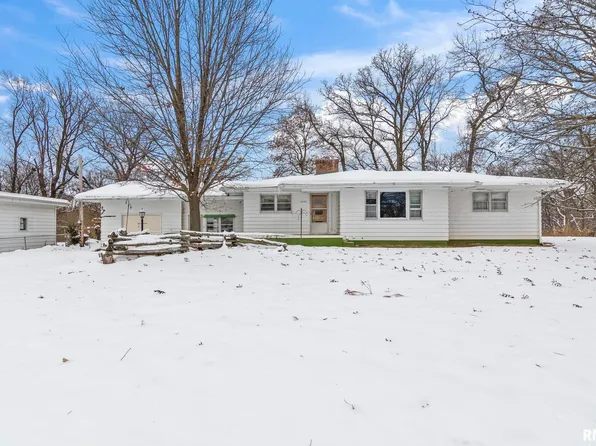 3440 Woodhaven Dr, Springfield, IL 62712