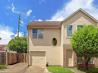2214 Naomi St, Houston, TX 77054
