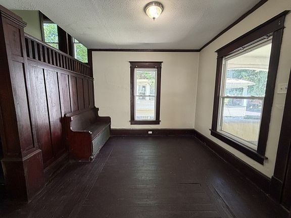 2nd image of 768 Beardsley St