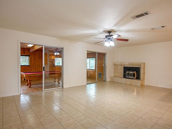 3rd image of 8212 Bridgewood Ct