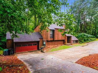 215 County Cork Dr SW, Mableton, GA 30126