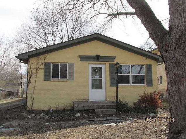 1st image of 3025 Merts Dr