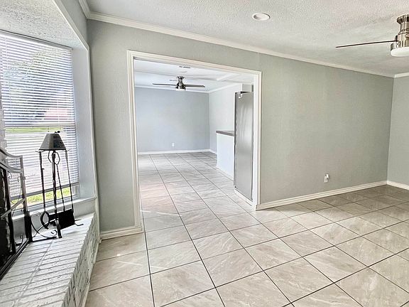2nd image of 415 Diane Dr