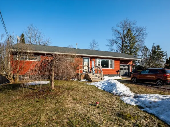 6 Brandybrook Ln, Phoenix, NY 13135