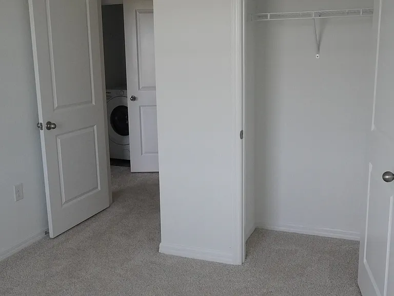 2476 Riversong Lodge Ln — Photo 11