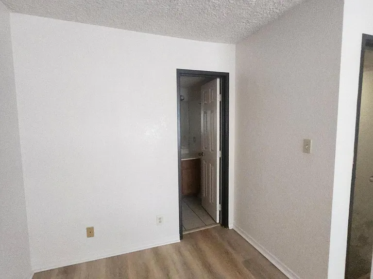 6041 Sequoia Rd NW #D7 — Photo 6