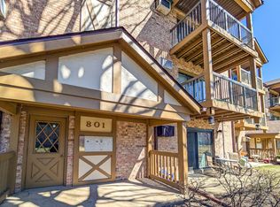 801 S Dwyer Ave, Arlington Heights, IL 60005