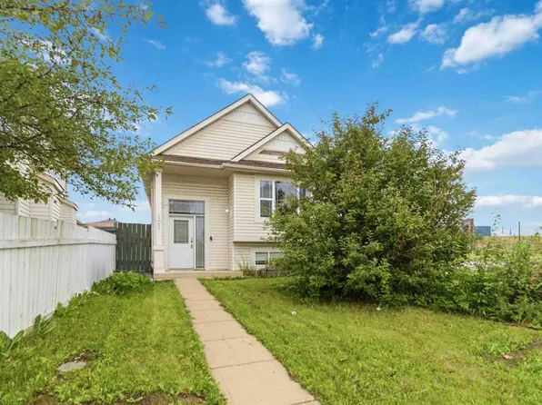 102 NW Dominion Dr, Wood Buffalo, AB T9K 2N2