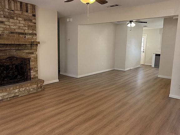 3rd image of 3518 Jewel St