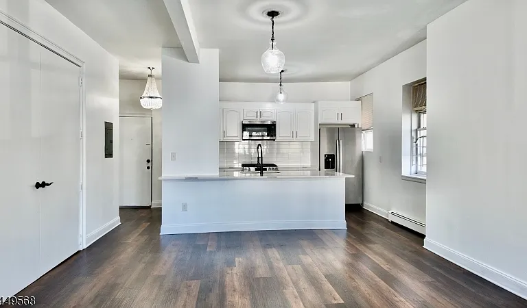 81 Mount Prospect Ave #A — Photo 4