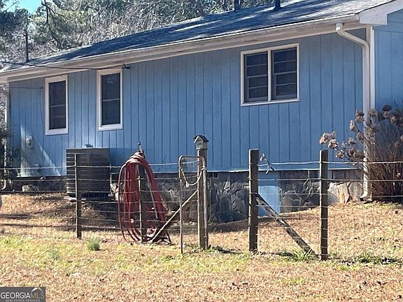 3rd image of 9010 Clark Rd