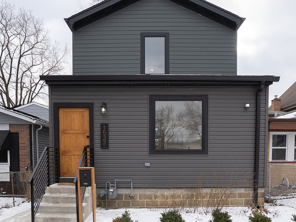 1st image of 1537 W 110th St