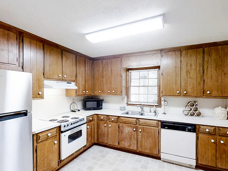 Large Kitchen