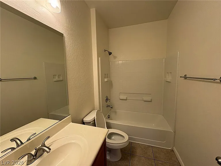 8944 Briar Bay Dr — Photo 9