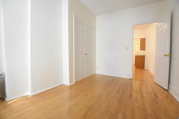 Rented by REAL New York | media 15