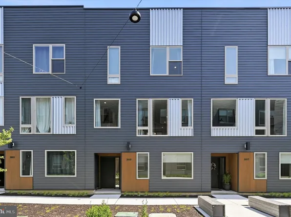 3005 Birchview Walk, Philadelphia, PA 19125