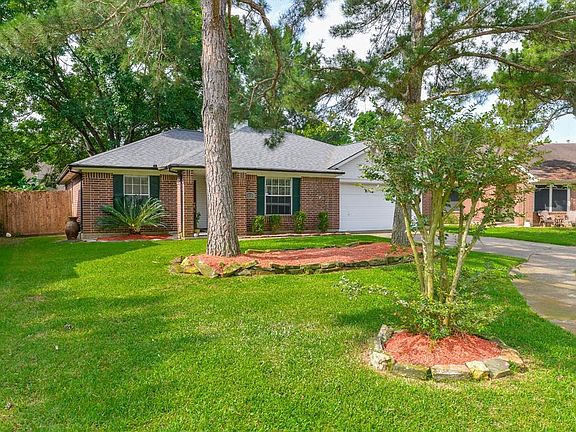 3rd image of 10924 Graywood Ct