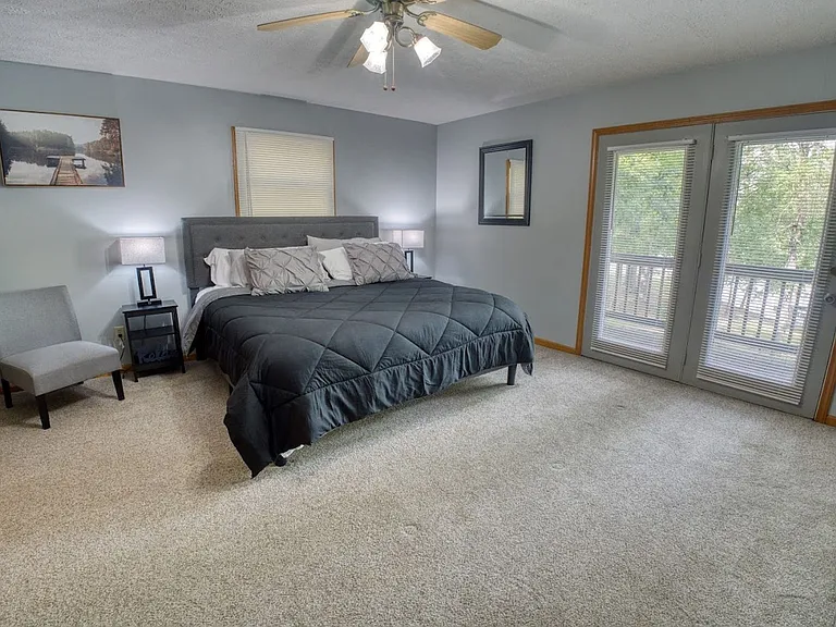 75 Forest Glen Dr — Photo 16