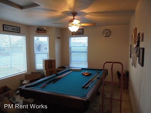 5th image of 810 N 1110 West Cir