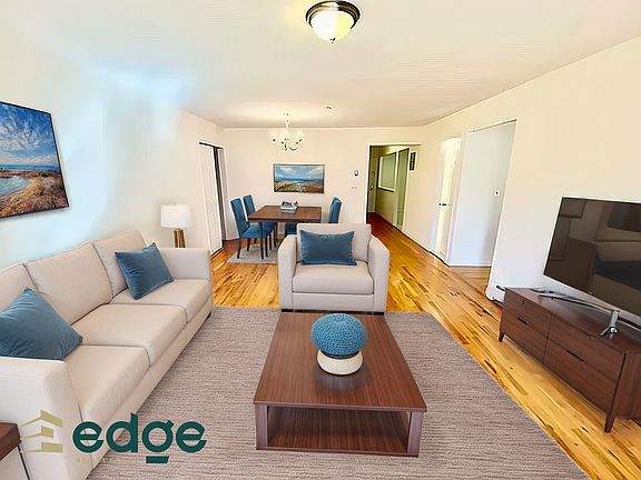 3rd image of 474 Ovington Ave #2