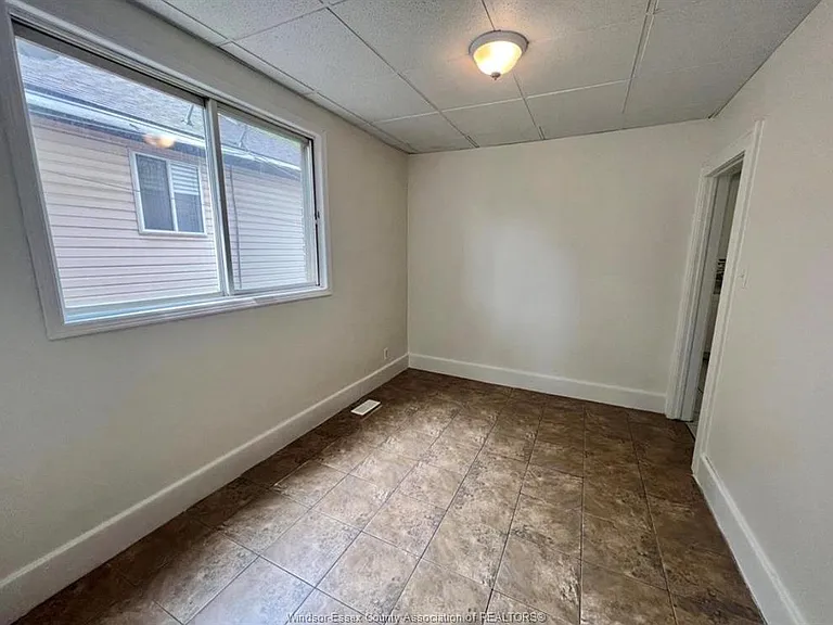 3458 Harris St — Photo 4