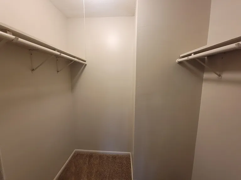 MV Apartments — Photo 38