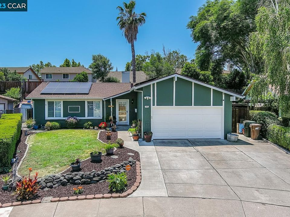 1st image of 2941 Carmona Way