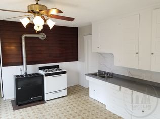 350 Wood Ave #2F, Woonsocket, RI 02895