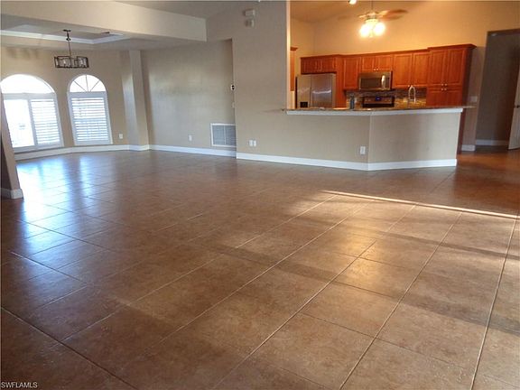 3rd image of 2124 SE 5th Pl