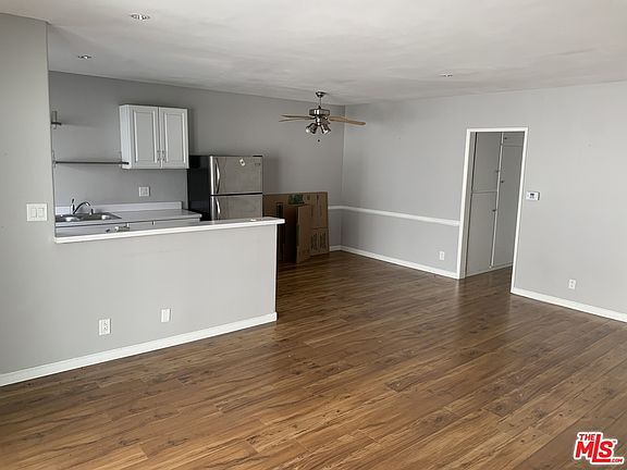 4th image of 1220 N Formosa Ave #A