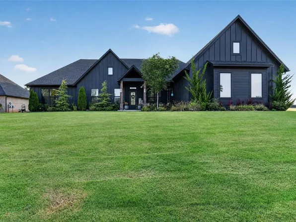 53 N Oaks Rd, Harrah, OK 73045